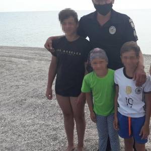 В Кирилловке трех детей на матрасе унесло в открытое море - reporter-ua.com - Запорожская обл.