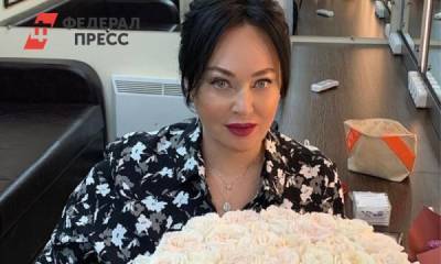 Лариса Гузеева - Роза Сябитова - Подарок для взрослых: Гузеева рассказала, как защитила детей от разврата - fedpress.ru - Москва - Париж