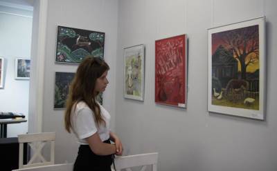 «Скарбы Беларусі». В Культурном центре «Фестивальный» проходит выставка работ юных воспитанников художественной школы - grodnonews.by - Белоруссия - Гродно