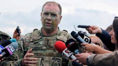 Бен Ходжес - Генерал Ходжес продолжает пугать Украину «российским вторжением» - news-front.info - Москва - Россия - США - Украина - Вашингтон - Германия