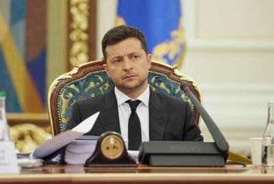 Владимир Зеленский - Алексей Данилов - Зеленский продлил санкции против банков, работающих на оккупированных территориях - kp.ua - Москва - Украина - ДНР - Севастополь - ЛНР
