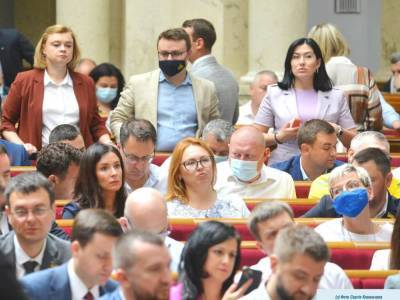 В Раду проходят пять партий, лидирует "Слуга народа" – опрос - gordonua.com - Украина