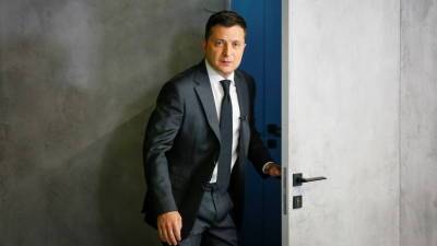 Владимир Зеленский - Дмитрий Песков - Джо Байден - Зеленский намерен попросить у Байдена увеличения военной помощи - russian.rt.com - Москва - Россия - США - Украина