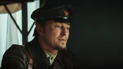 Сергей Безруков - Легкий летний блокбастер: фильм "Бендер: Начало" уже в кинотеатрах - vesti.ru - Россия