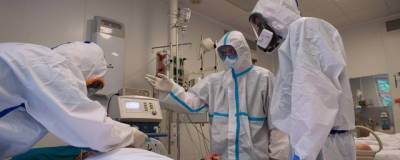 В Новосибирске в реанимацию поступило рекордное число пациентов с COVID-19 - runews24.ru - Новосибирск - Новосибирская обл.