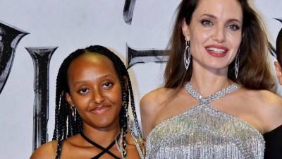 Анджелина Джоли - Брэд Питт - Анжелина Джоли - После операции дочери Джоли впала в отчаяние из-за поведения врача - 5-tv.ru - Эфиопия