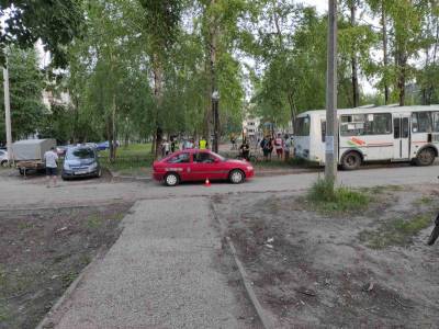 Ford - В Сыктывкаре 11-летний мальчик выбежал под колеса Ford Escort - komiinform.ru - респ. Коми - Сыктывкар