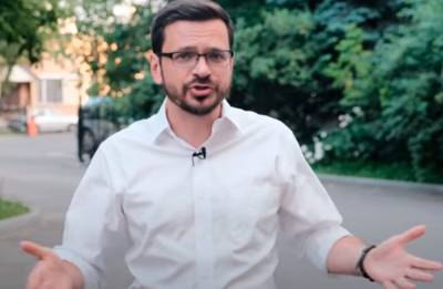 Илья Яшин - Илью Яшина официально сняли с выборов за поддержку Навального - znak.com - Twitter
