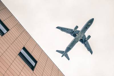 Пассажирский самолет аварийно сел в Краснодаре из-за отказа турбины - vm.ru - Краснодар