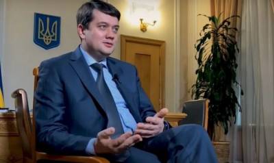 Владимир Зеленский - Руслан Стефанчук - Михаил Подоляк - Спикер Верховной рады Разумков опроверг слухи о своей отставке - eadaily.com - Украина
