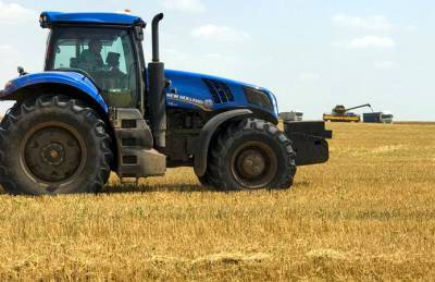 ПАЕК вслед за уборкой ячменя начала сеять подсолнечник - agroportal.ua - Украина - Николаевская обл.