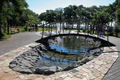 В волгоградском ЦПКиО наполняют водой декоративный пруд - volg.mk.ru