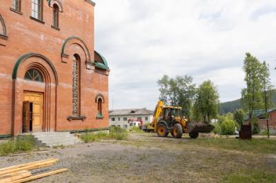 Фонд святой Екатерины поможет с благоустройством храма в Нижней Туре - nakanune.ru