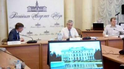 Александр Сергеев - Завтрак с наставником: глава РАН обсудил с «Лидерами России» науку и технологии - 5-tv.ru - Россия