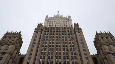 Мария Захарова - В МИД РФ пообещали соразмерный ответ России на санкции ЕС - iz.ru - Россия - Израиль - Брюссель