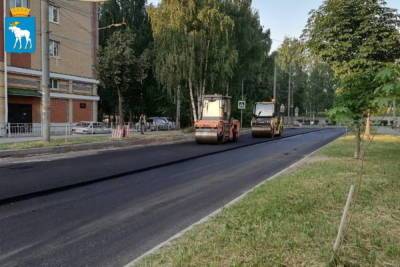 В Йошкар-Оле на улице Подольских курсантов кладут асфальт - mk.ru - респ. Марий Эл