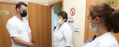 Виктор Неволин - Виктор Неволин посетил амбулаторию в селе Константиново - runews24.ru