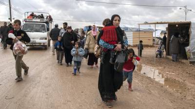 ЕС выделит €5,2 млрд на сирийских беженцев в Турции, Ливане и Иордании до 2024 года - trend.az - Сирия - Турция - Ляйен - Ливан - Иордания