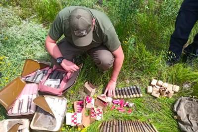 СБУ обнаружила тайник оружия "войска Донского" - rupor.info - Украина - Луганская обл. - Донецк - Счастье