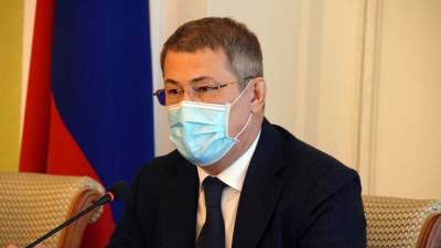 Глава Башкирии отложил ужесточение антиковидных мер из-за нехватки вакцины - newizv.ru - Башкирия