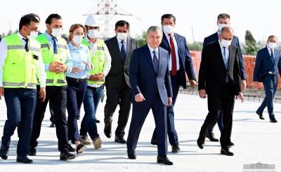 Шавкат Мирзиеев - Мирзиёев осмотрел новый мост по улице Чопонота - podrobno.uz - Узбекистан - Ташкент - район Сергелийский