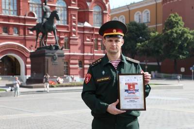 Сергей Нарышкин - Александр Хинштейн - Победитель «Диктанта Победы – 2021» из Росгвардии награжден почетным дипломом - rabochy-put.ru - Москва - Россия - Смоленская обл.