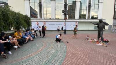 Майкл Джексон - Елен Сычев - Фан-клуб Майкла Джексона почтил память кумира в годовщину смерти - newdaynews.ru - Россия - Екатеринбург - Москва - Свердловская обл. - Либерия