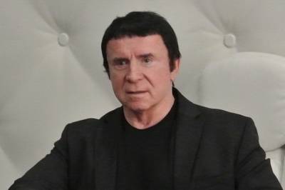 Иван Ургант - Кашпировский подал иск против телешоу «Вечерний Ургант» - aif.ru - Москва
