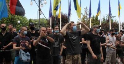 Алексей Данилов - "Данилова — в отставку, Медведчука — за решетку": активисты пикетировали Офис Зеленского - delo.ua - Украина - Киев