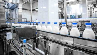 Минтруд определил условия, за которые будут давать молоко за вредность - profile.ru - Россия