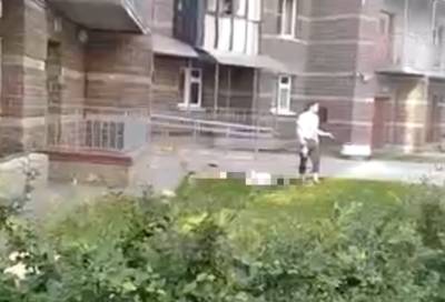 В Невском районе Петербурга мужчина погиб, упав с балкона верхнего этажа - online47.ru - Санкт-Петербург - р-н. Московский