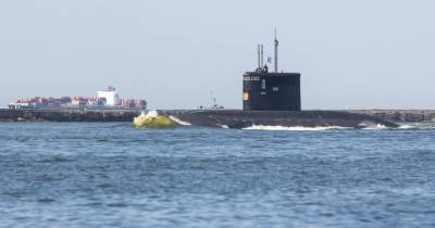 ТАСС: старейшую подлодку Черноморского флота хотят перевести на Балтийский - klops.ru - Севастополь