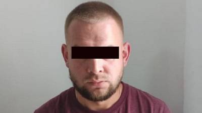 Валерий Горелых - В Екатеринбурге задержали торговца поддельными справками-медотводами от прививки против Covid-19 (ФОТО) - newdaynews.ru - Екатеринбург