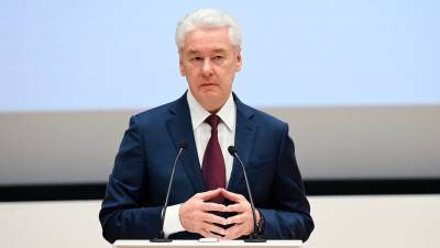 Сергей Собянин - Собянин объяснил, почему рестораны не будут пускать с бумажными сертификатами - gazeta.ru - Москва