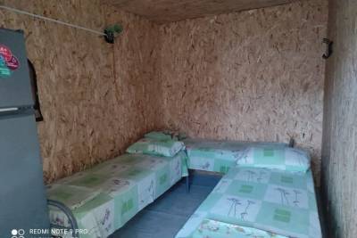В Седово отдыхающим предлагают поселиться в «будках»: ФОТО - mk.ru - Россия - ДНР