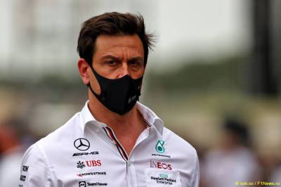 Вольфф: Мы должны смириться со штрафом Боттаса - f1news.ru
