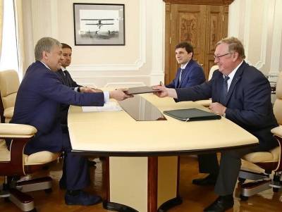 Хватит строить хрущёвки! Степашин и Русских договорились ускорить переселение ульяновцев из аварийных домов - ulpravda.ru - Россия - Париж - Берлин