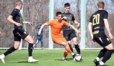 Мариуполь подписал новый контракт с полузащитником Плаксой - sportarena.com - Украина - Турция - Мариуполь