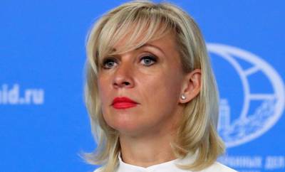 Владимир Зеленский - Мария Захарова - Кремль ответил на слова Зеленского о выдаче российских паспортов на Донбассе - real-vin.com - Россия - Украина - ДНР - Донбасс - Ордло