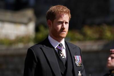 принц Уильям - Елизавета II - принц Гарри - принцесса Диана - принц Филип - Принц Гарри прибыл в Великобританию на открытие памятника принцессе Диане - lenta.ru - Англия - Лондон
