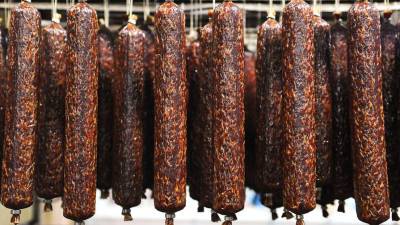 Специалисты назвали 15 продуктов, которые можно есть после истечения срока годности - gazeta.ru - Испания