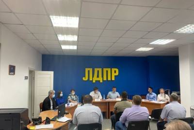 ЛДПР в Омске определилась со своими кандидатами в Заксобрание - omsk.mk.ru - Россия - Омск