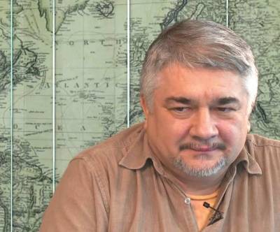 Ростислав Ищенко - Ростислав Ищенко: «Любой корабль ВМФ РФ остановит флот НАТО у Крыма с помощью крупнокалиберного пулемета» - actualnews.org - Россия - Крым - Англия