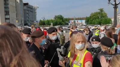 Валерий Рашкин - Николай Зубрилин - В Москве задержали участников митинга противников вакцинации - piter.tv - Москва - Россия - Прага