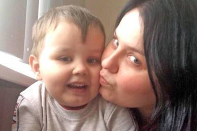 В Волгоградской области молодая мама с двумя детьми нуждается в помощи - volg.mk.ru - Волгоград - Волгоградская обл.