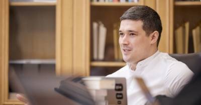 Дмитрий Разумков - Михаил Федоров - Михаил Федоров: "Если услугу нельзя получить онлайн, то ее нельзя получить и офлайн" - delo.ua - Украина