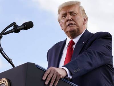 Дональд Трамп - Выступая перед своими сторонниками Трамп сравнил выборы 2020 в США с выборами-2004 в Украине - unn.com.ua - США - Украина - Киев - шт. Огайо - шт.Северная Каролина