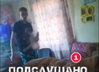 В Смоленской области мужчина жестоко обращается с младенцем – соцсети - rabochy-put.ru - Смоленск - Смоленская обл.
