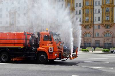 Московские городские службы четыре раза проведут аэрацию дорог в воскресенье - vm.ru - Москва