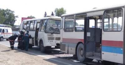 Восемь человек пострадали при столкновении двух рейсовых автобусов в Архангельской области - reendex.ru - Архангельская обл. - Котлас